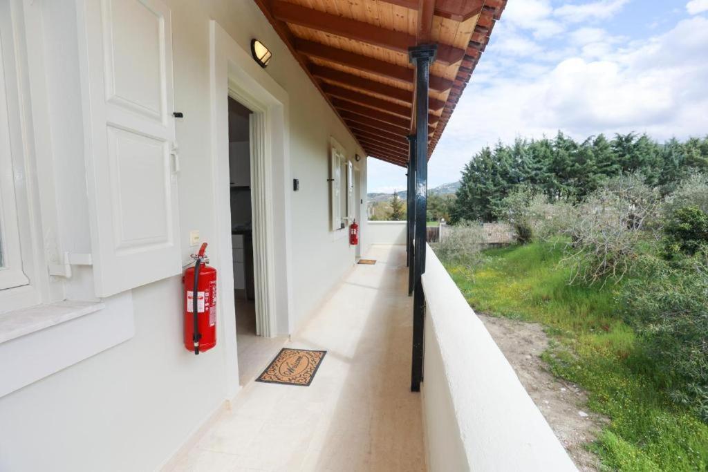Kouros Apartments Litheres Exterior foto
